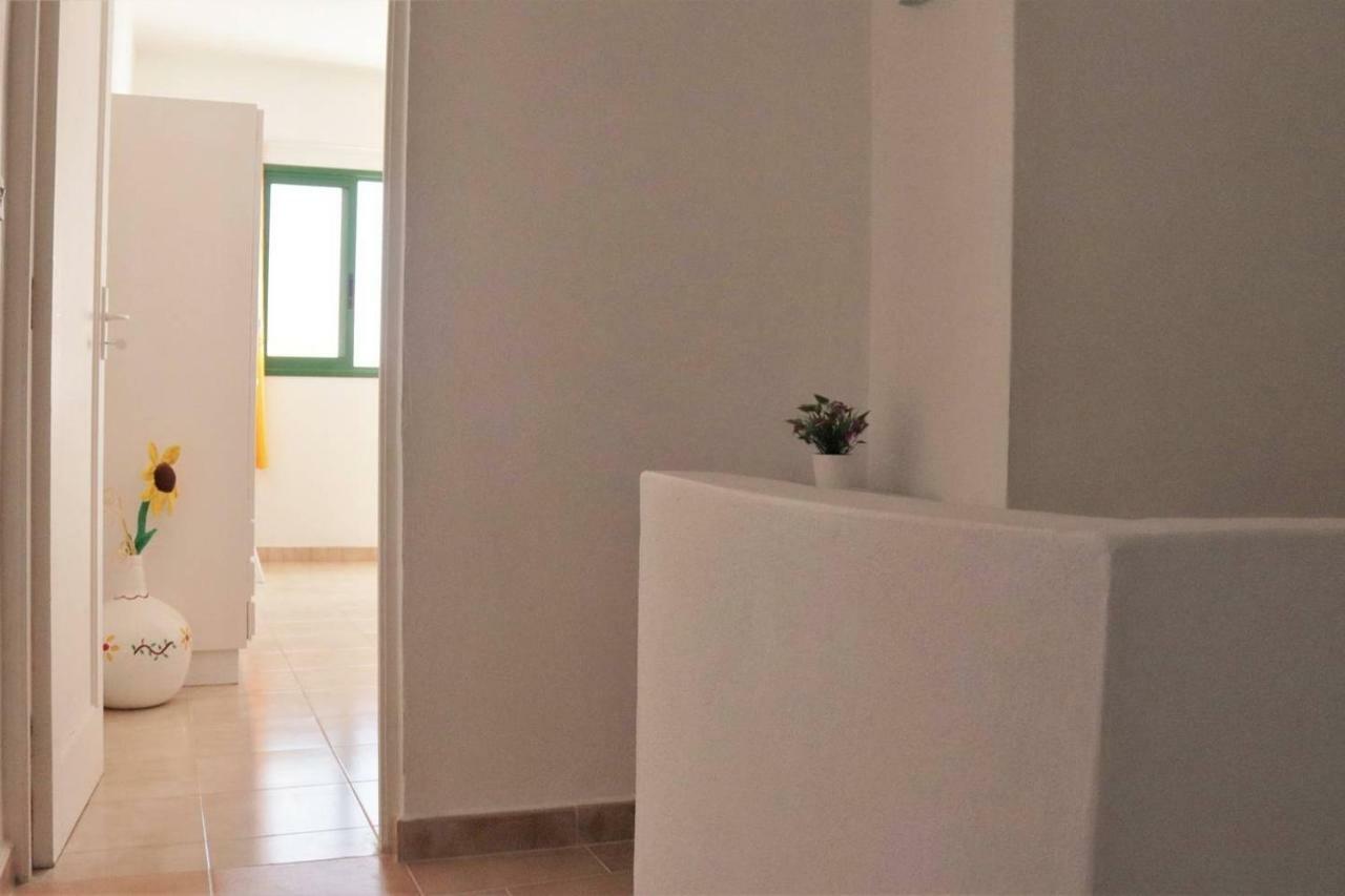 Oasis Atlantico: Rincon Secreto Al Pie De Los Senderos Azano Kültér fotó